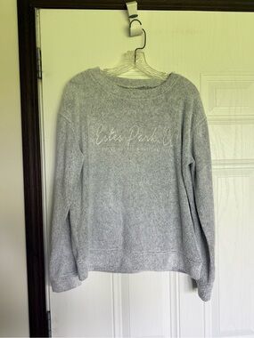 2 for $15 sale: LE liquid energy Estes Park grey pullover sweatshirt - M